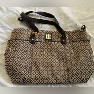 Tommy Hilfiger logo large tote